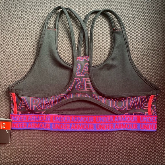 Under Armour Youth HeatGear Armour Printed Novelty Sports Bra, size Medium - Picture 2 of 8